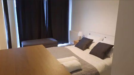 2 Bed Flat, Flour Miller House, E14 - Photo 4
