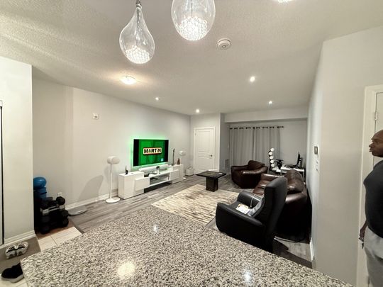 For Lease - 157 Wellington Street Unit# 203, New Tecumseth, Ontario - Photo 1