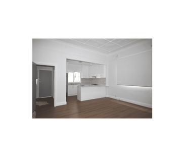 SPACIOUS FAMILY HOME IN A QUIET, TREE-LINED STREET - Photo 1