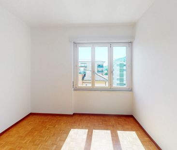 Affittasi 4.5 locali al 2° piano con balcone - Foto 3