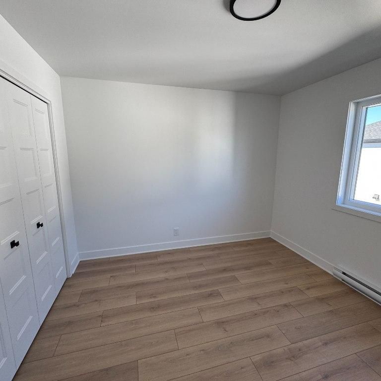 5 1/2 Neuf | Premier mois Gratuit! - Photo 1