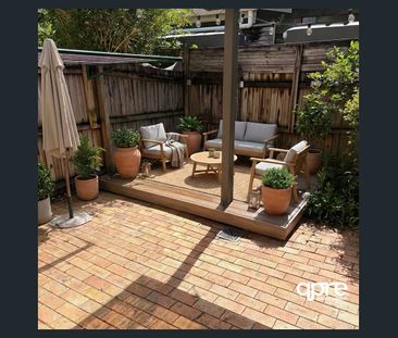 Karalee a Boutique Secure Complex - Photo 3