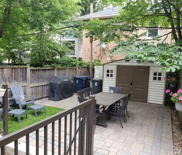 Renovated Home Near Bathurst Station - Photo 1