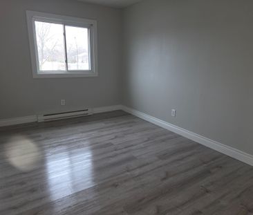 For Lease - 8800 Willoughby Drive Unit# 211, Niagara Falls, Ontario - Photo 6