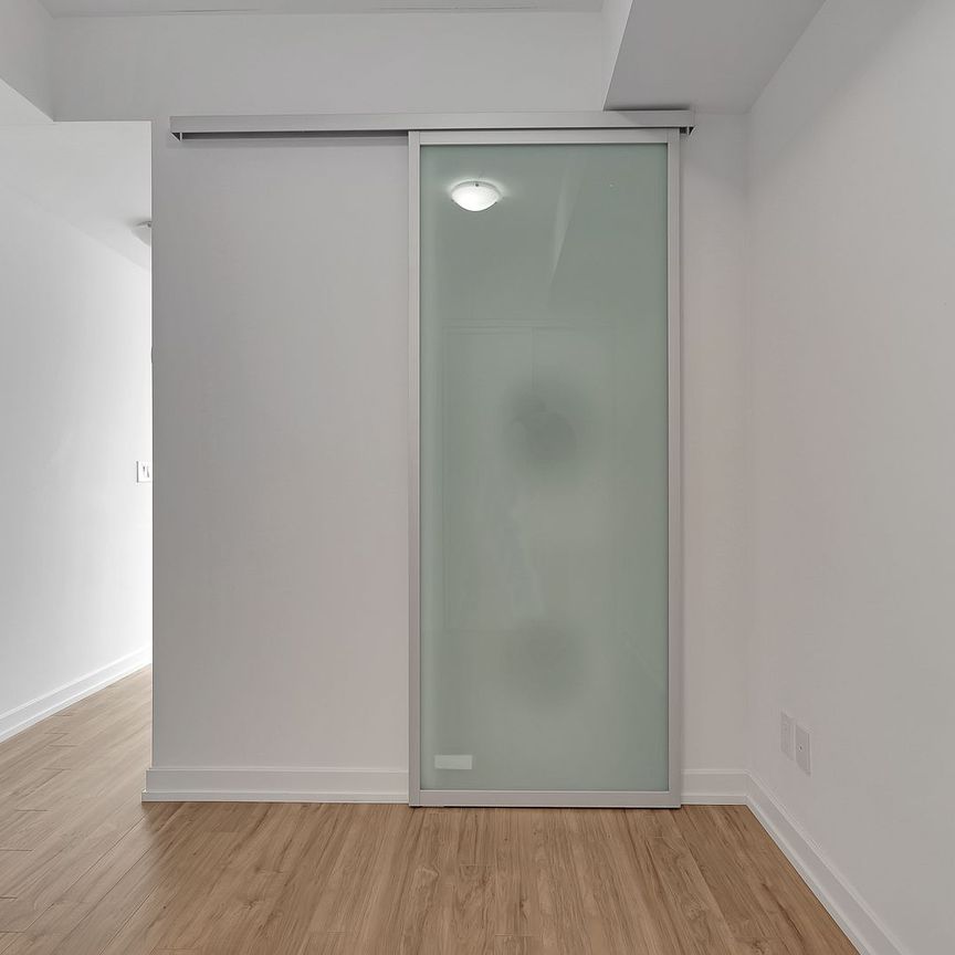 For Lease - 377 Madison Avenue Unit# 523, Toronto, Ontario - Photo 1
