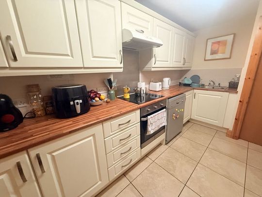 4 Edinburgh Street, Belfast BT9 7DS - Photo 1