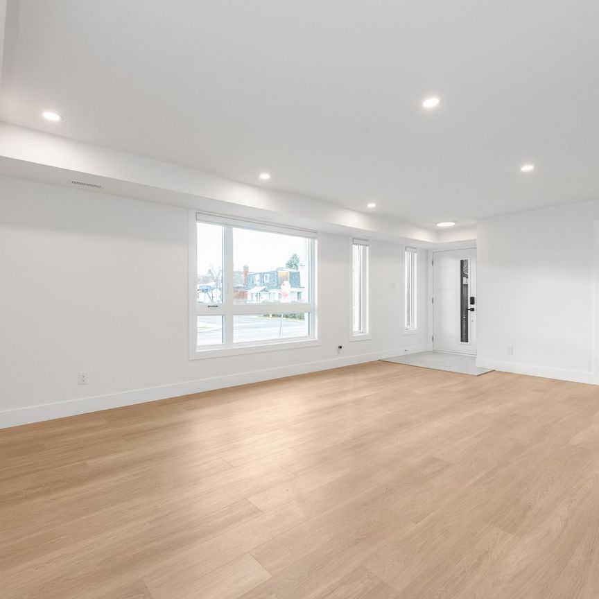 For Lease - 1975 Banff Avenue Unit# A, Hunt Club - South Keys and Area, Ontario - Photo 1