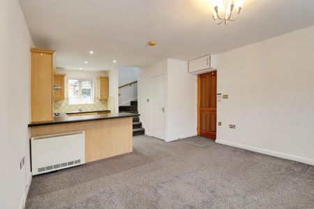 1 bedroom semi-detached house to rent - Photo 2
