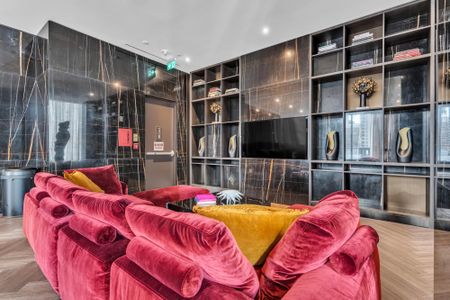 For Lease - 11 Yorkville Avenue Unit# 6204, Toronto, Ontario - Photo 2