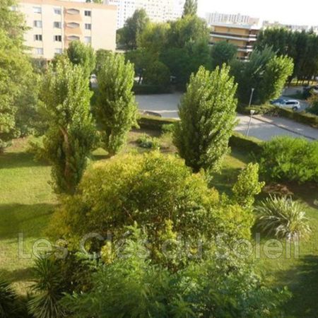 Location Appartement 3 pièces 63m² LA GARDE 83130 - Photo 4