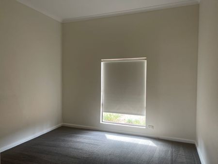 Neat and Tidy 4 bedroom home - Photo 3