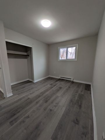 For Lease - 157 Stanley Street Unit# 4, Quinte West, Ontario - Photo 3
