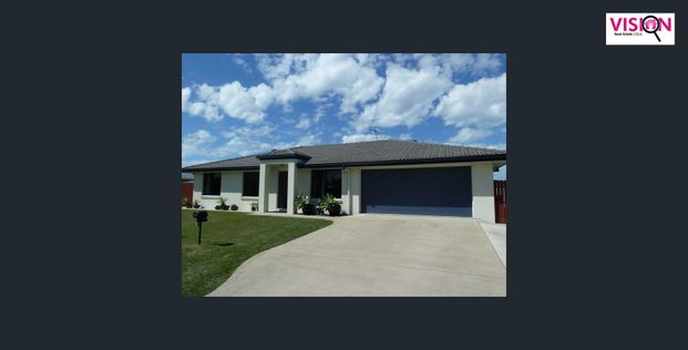 Modern 4-Bedroom Family Home for Rent in Ooralea! - Photo 1