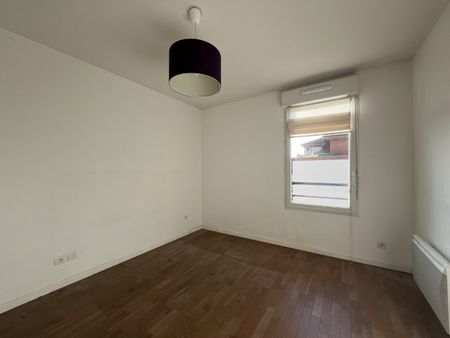 Location Appartement 104m² MARCQ EN BAROEUL 59700 - Photo 3