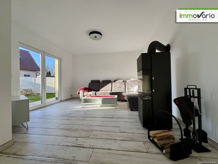 Stilvoller Bungalow-Traum mit Garten und Pool in ruhiger Lage Otterslebens zu vermieten! - Photo 5