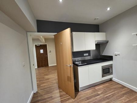 Student Apartment 1 bedroom, City Centre, Sheffield - Photo 4