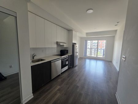 For Lease - 130 Canon Jackson Drive Unit# 406, Toronto, Ontario - Photo 2