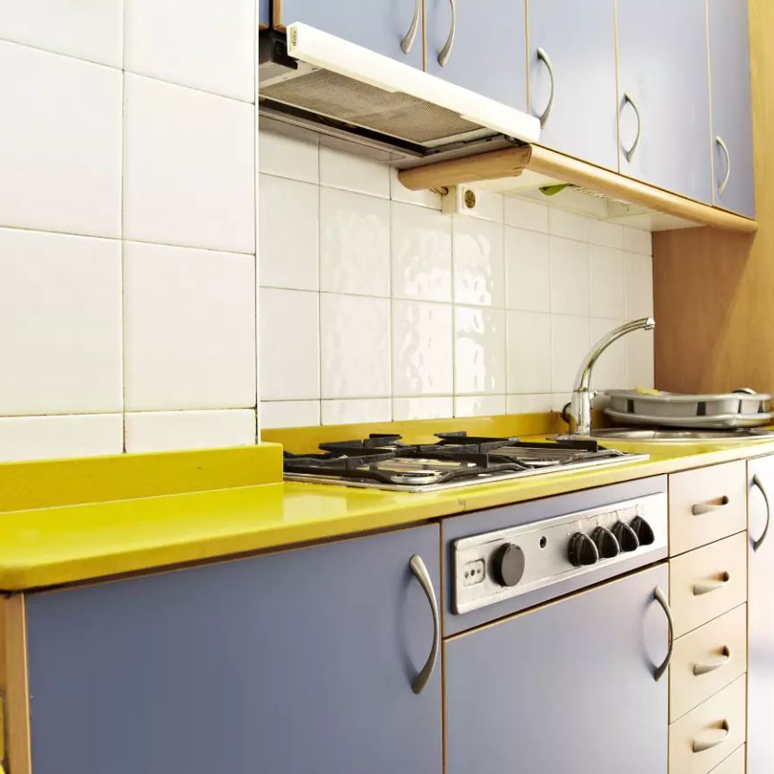 Room in a shared 5-bedroom apartment for rent in La Nova Esquerra de l'Eixample, professionals or students only - Foto 1