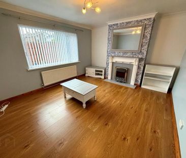 72 Queens Avenue, Glengormley, Newtownabbey, BT36 5HX - Photo 1