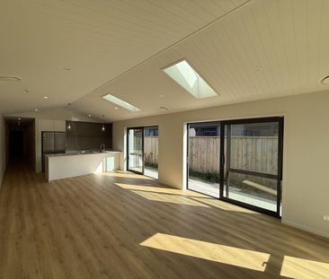 Beautiful home in Hanley's Farm - Photo 4
