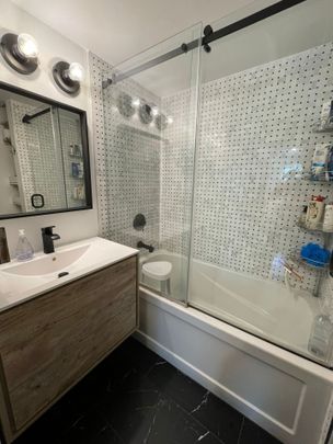 For Lease - 38C Shank Street, Toronto, Ontario - Photo 1