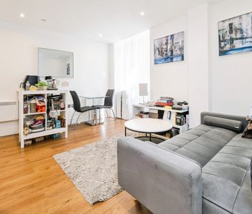 London Road, Romford, RM7 9DF - Photo 4