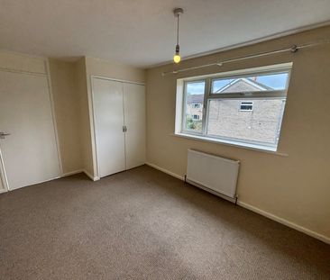 3 bedroom semi-detached house to rent - Photo 6