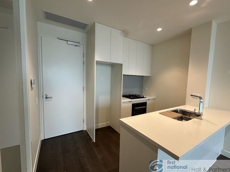 Welcome to THE LONSDALE - Photo 3