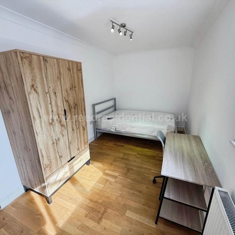 7 bedroom apartment to rent - Photo 1