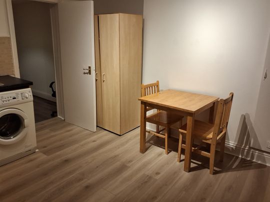 1 Bed Flat, Evering Road, E5 - Photo 1