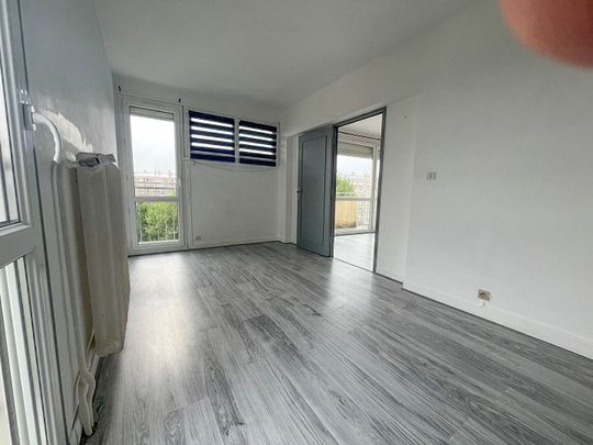 Location Appartement 2 pièces 48m² BIHOREL 76420 - Photo 1