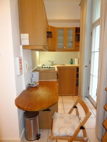 A newly refurbished ground floor studio apartment in the heart of Bloomsbury, London WC1H - Photo 4