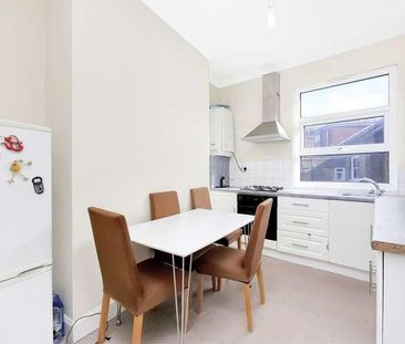 Hornsey Road, Archway, N19 - Photo 6