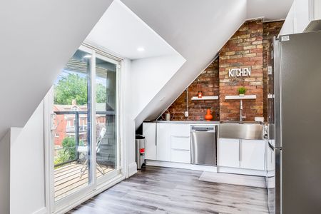 For Lease - 19 Springhurst Avenue Unit# 3, Toronto, Ontario - Photo 3