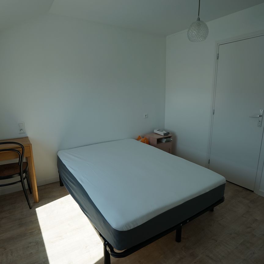SAINT ANDRE - COLLOCATION - CHAMBRE MEUBLEE - Photo 1