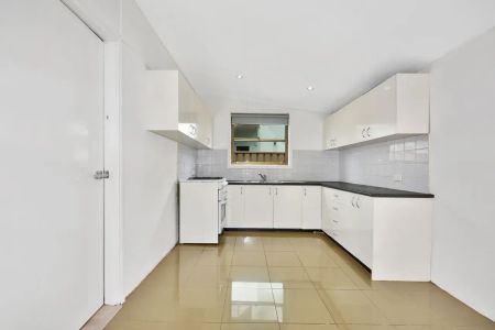 Charming Family Home in Croydon Park - $750/week - Photo 4