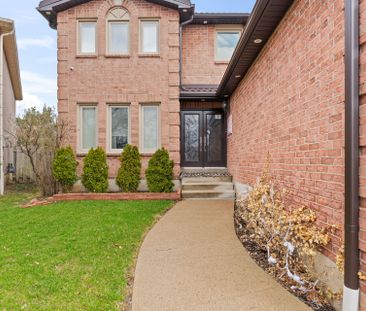 For Lease - 1527 Chiddingstone Circle Unit# (Unit A), Mississauga, ... - Photo 1