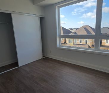 For Lease - 3250 Carding Mill Trail Unit# 311, Oakville, Ontario - Photo 3