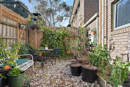 2/50 Anderson Street, Lilydale - Photo 3
