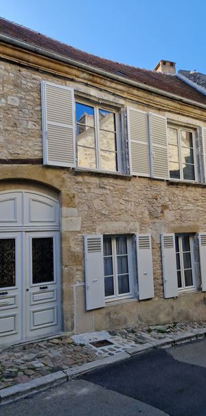 Appartement type 2 au centre de Vézelay - Photo 1