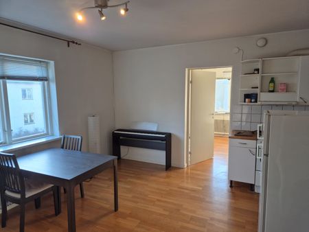 Cedervägen, Sollentuna - Photo 2