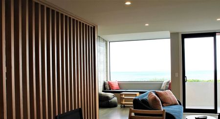 Fully Furnished Townhouse with stunning views - Photo 2