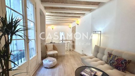 Newly Renovated Cosy 3-bedroom Apartment in Gotico - Photo 5