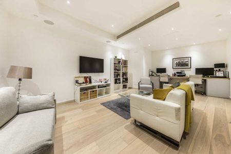 Lovat Lane, City of London, EC3R - Photo 2