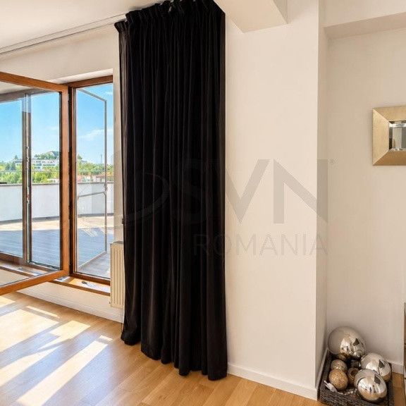 Penthouse 3 cam I Terasa | Parcare I Walk-in Dressing I View HerДѓstrДѓu вЂ“ Cartierul Francez - Photo 1