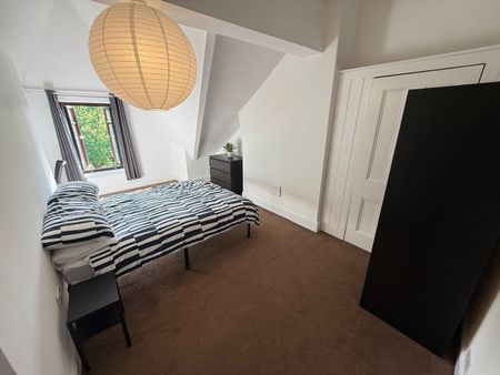 Room in a Shared House, Greenbank Road, L18 - Photo 4