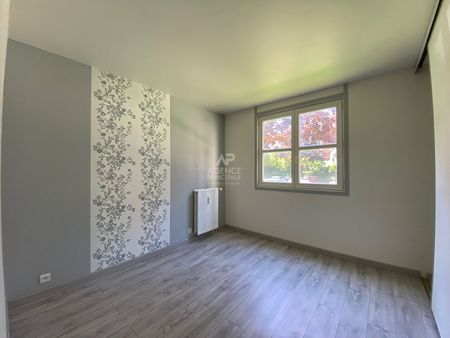 Appartement Cergy 3 pièce(s) 77.90 m2 - Photo 3