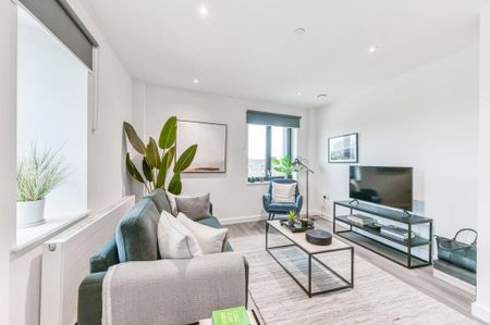 2 bedroom flat to rent - Photo 2