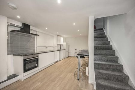 1 bedroom flat to rent - Photo 5