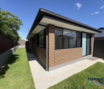 Modern 2-Bedroom Granny Flat - Private & Spacious! - Photo 4